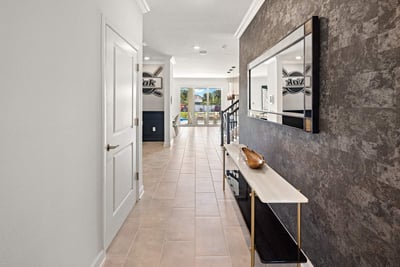 Luxury Villa Photo #23