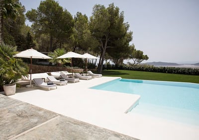 Luxury Villa Photo #5