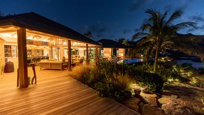 Luxury Villa Photo #11