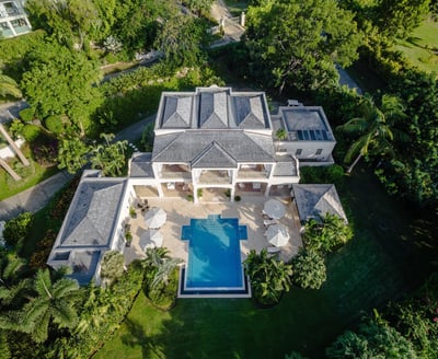 Luxury Villa Photo #3