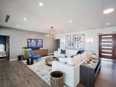 Luxury Villa Photo #16