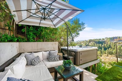 Luxury Villa Photo #15