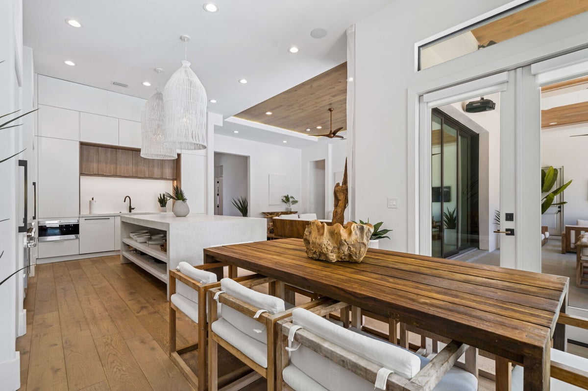 Majestic Mirage Estate