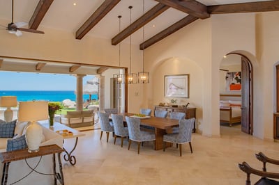 Luxury Villa Photo #20