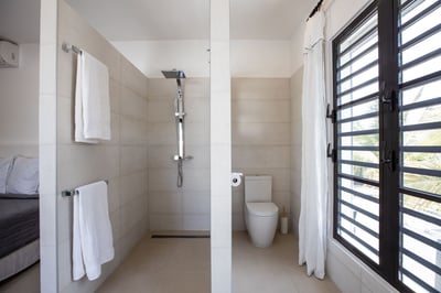 Luxury Villa Photo #46