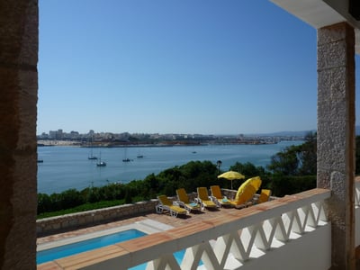 Luxury Villa Photo #4