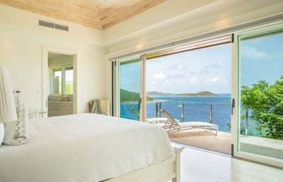 Luxury Villa Photo #11