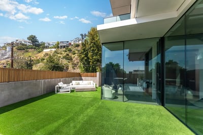 Luxury Villa Photo #6