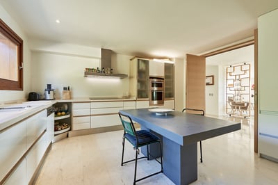 Luxury Villa Photo #19