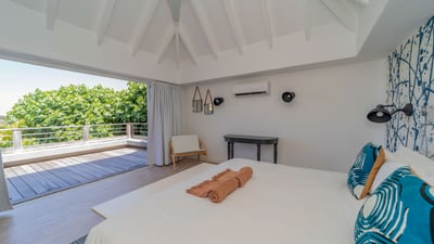 Luxury Villa Photo #38