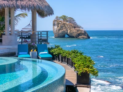 Luxury Villa Photo #7