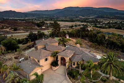 Luxury Villa Photo #2