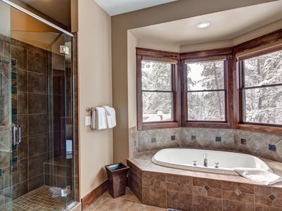 Luxury Villa Photo #19