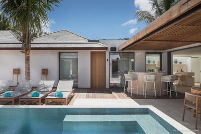 Pool & Terrace