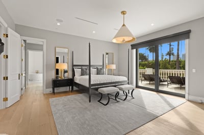 Luxury Villa Photo #30