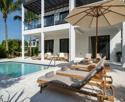 Luxury Villa Photo #5