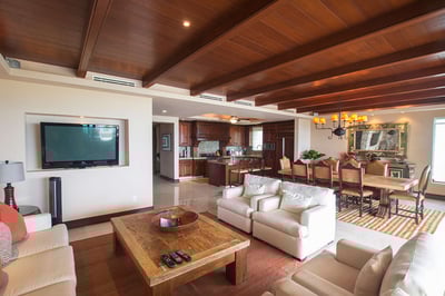 Luxury Villa Photo #13
