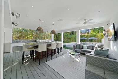 Luxury Villa Photo #9