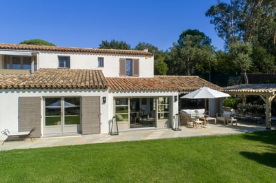 Luxury Villa Photo #10