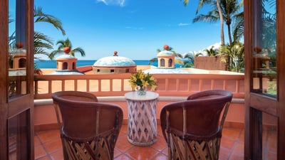 Luxury Villa Photo #23