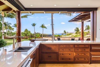 Luxury Villa Photo #7