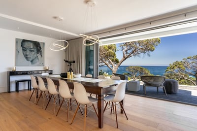 Luxury Villa Photo #25