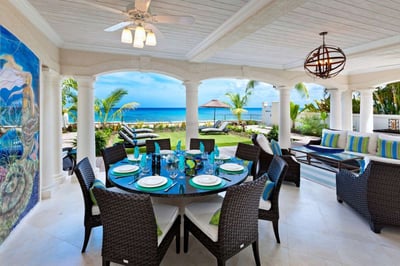 Luxury Villa Photo #4