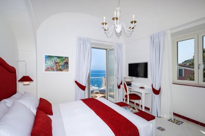 Luxury Villa Photo #26