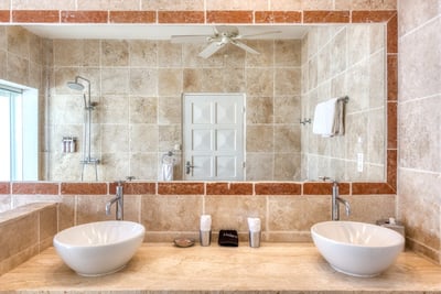 Luxury Villa Photo #35