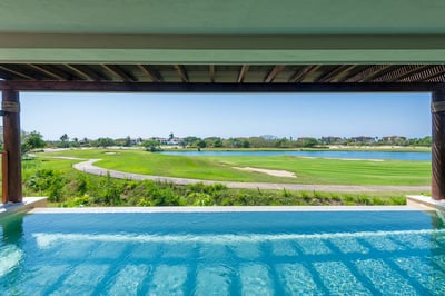 Luxury Villa Photo #3