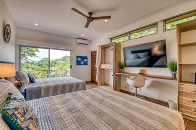 Luxury Villa Photo #44