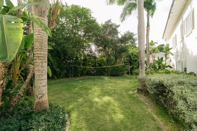 9BDR ocean view villa with full staff, golf carts, movie theater and gym