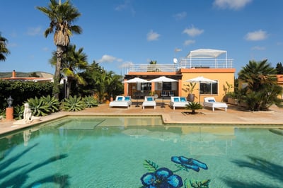 Luxury Villa Photo #2