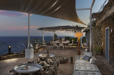 Luxury Villa Photo #34