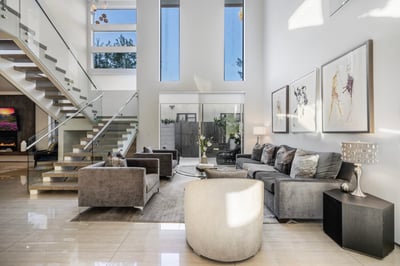 Luxury Villa Photo #11