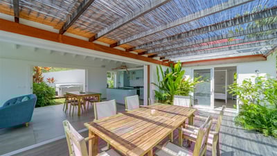 Kitchen & Dining Area