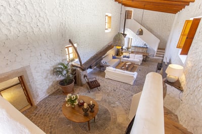 Luxury Villa Photo #30