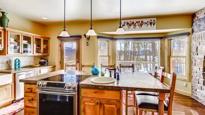 Extra seating at the kitchen breakfast bar