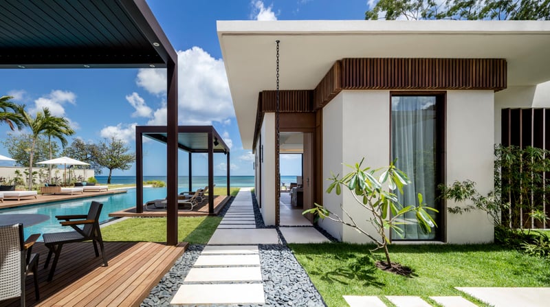 4 BDM Beachfront Villa