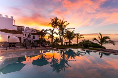 Luxury Villa Photo #5