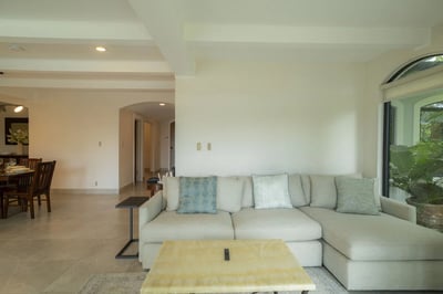 Luxury Villa Photo #21