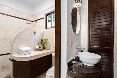 Luxury Villa Photo #27