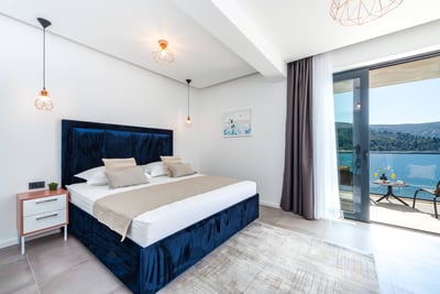 Luxury Villa Photo #56