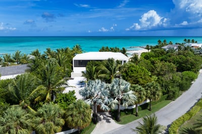 Luxury Villa Photo #39