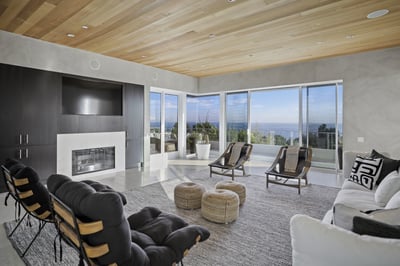 Luxury Villa Photo #30