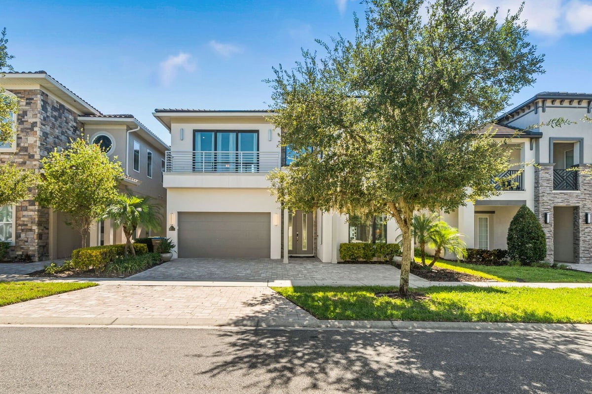 Reunion Tropical Retreat