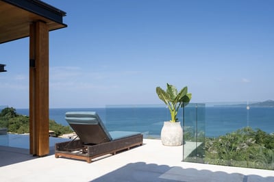 Luxury Villa Photo #6
