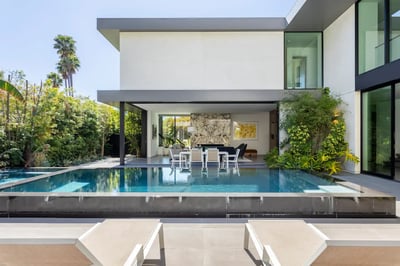 Luxury Villa Photo #2
