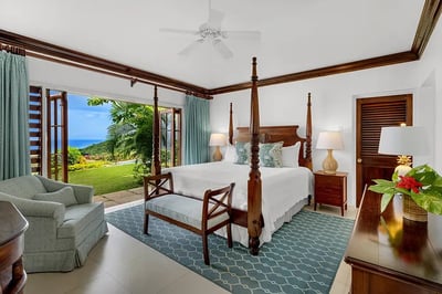 Luxury Villa Photo #14