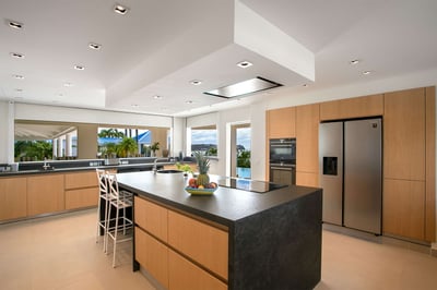 Luxury Villa Photo #15